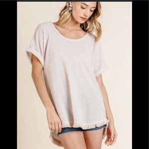 BOUTIQUE UMGEE NATURAL WAFFLE KNIT HIGH/LOW HEM